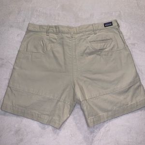 Men’s khaki Patagonia shorts